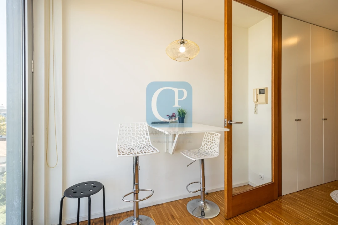 Apartamento T1 para Arrendamento em São Mamede de Infesta e Senhora da Hora Foto 11