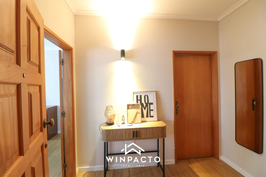 Apartamento T3 para Venda em Canas de Senhorim Foto 7