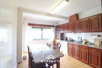 Apartamento T3 para Venda em Canas de Senhorim