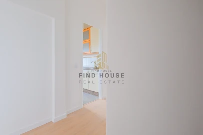 Apartamento T2 para Arrendamento em Penha de França