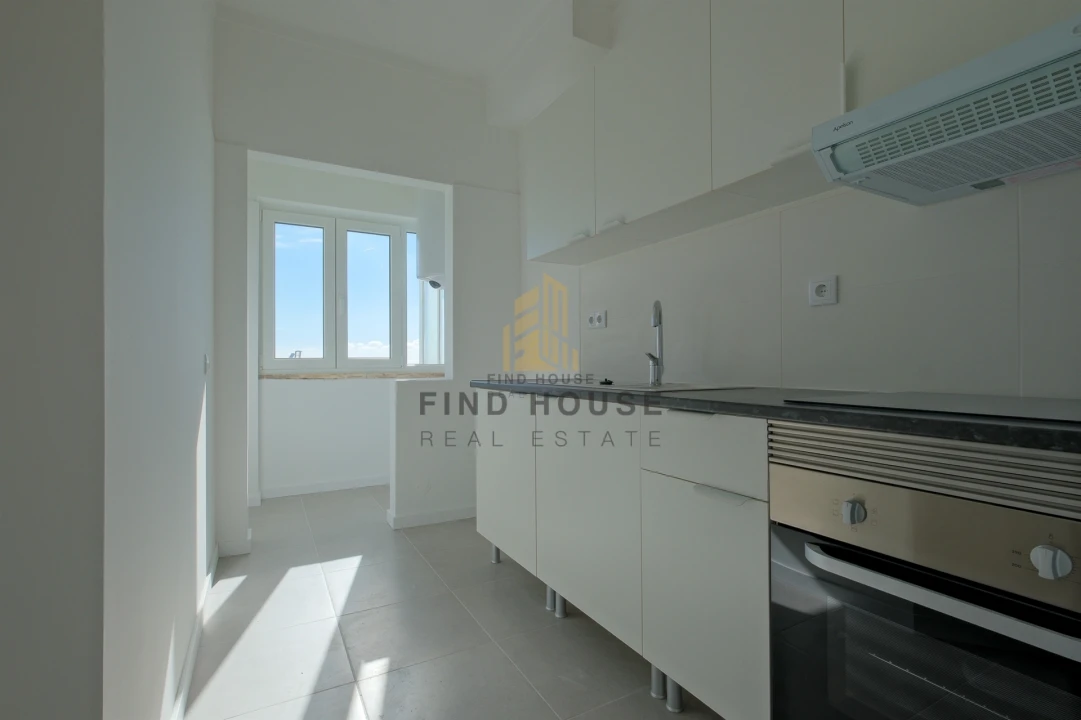 Apartamento T1 para Arrendamento em Penha de França Foto 13