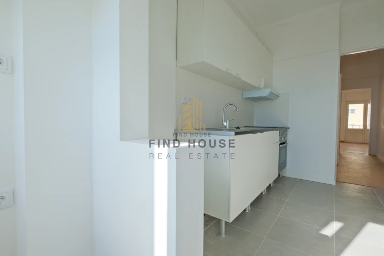 Apartamento T1 para Arrendamento em Penha de França Foto 15