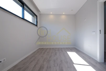 Moradia T3 para Venda em Alcabideche