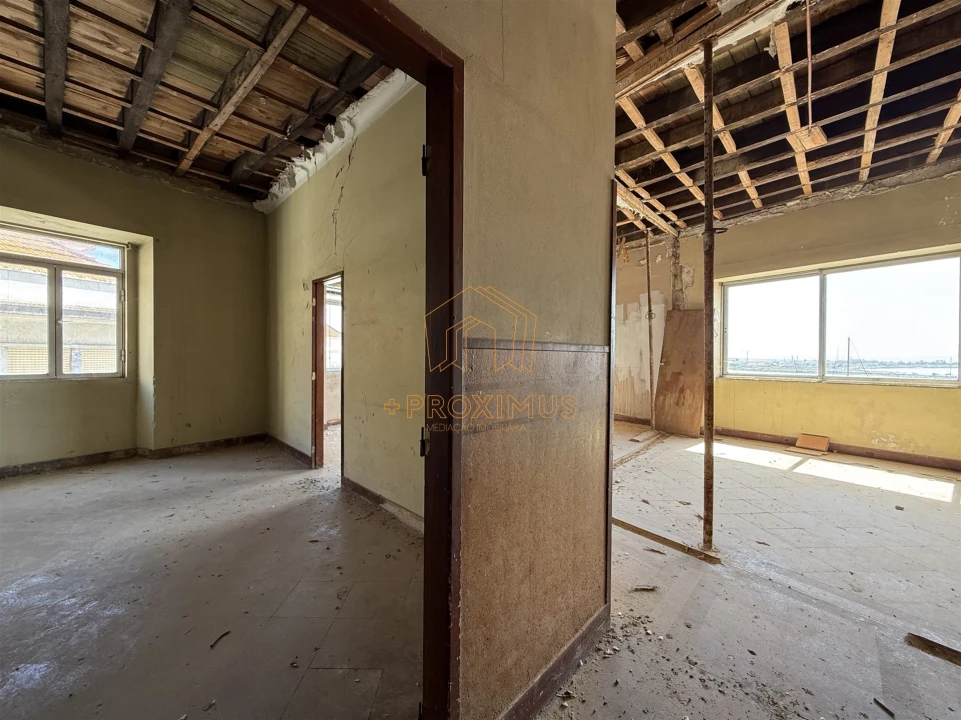 Apartamento T7 para Venda em Buarcos Foto 13