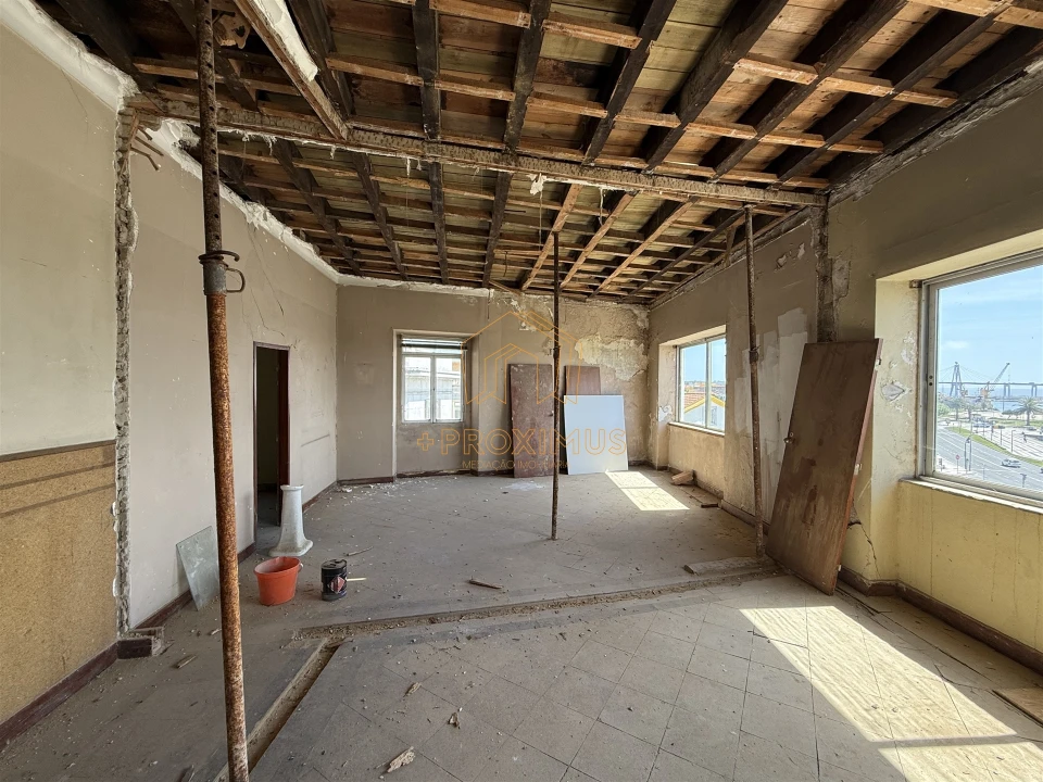 Apartamento T7 para Venda em Buarcos Foto 23