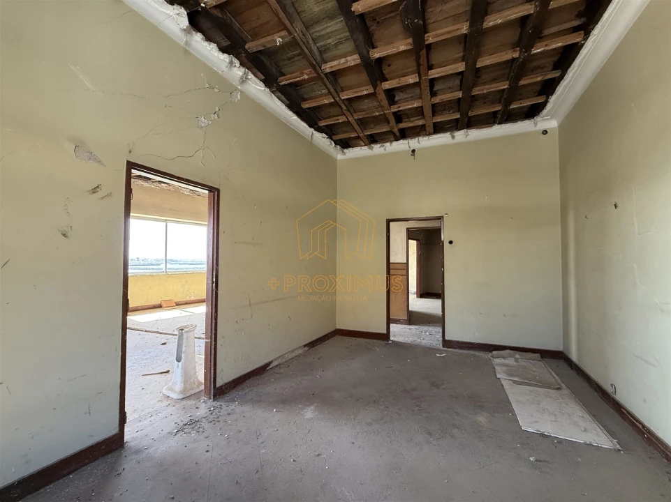 Apartamento T7 para Venda em Buarcos Foto 14