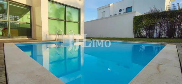 Moradia T3 para Arrendamento em Quinta do Anjo