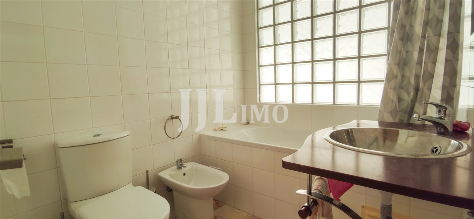 Moradia T3 para Arrendamento em Quinta do Anjo Foto 23