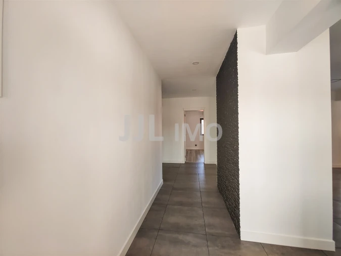 Moradia T3 para Arrendamento em Charneca de Caparica e Sobreda Foto 2