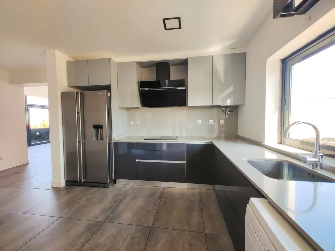 Moradia T3 para Arrendamento em Charneca de Caparica e Sobreda Foto 7