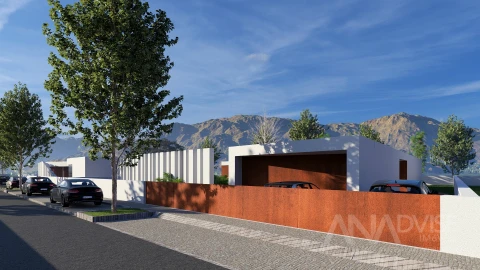 Moradia T4 para Venda em Barreiros e Cepões