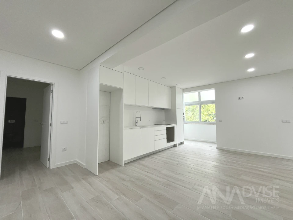 Apartamento T2 para Arrendamento em Viseu Foto 3