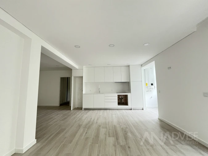 Apartamento T2 para Arrendamento em Viseu Foto 2