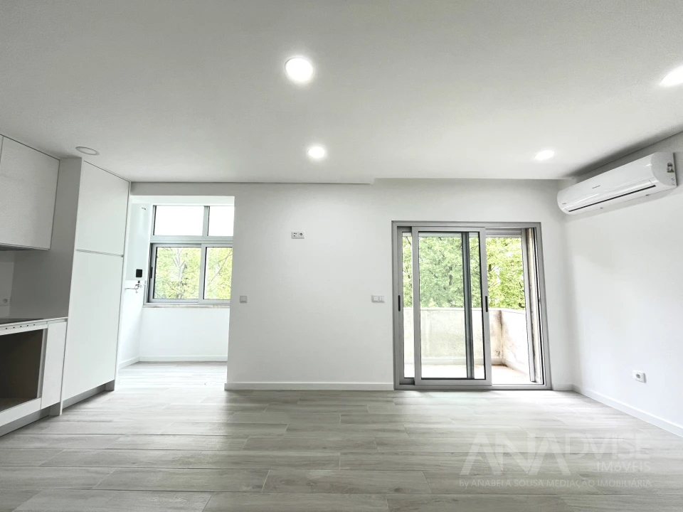 Apartamento T2 para Arrendamento em Viseu Foto 7