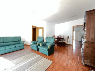 Apartamento T2 para Arrendamento em Viseu