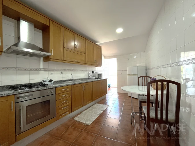 Apartamento T2 para Arrendamento em Viseu Foto 10