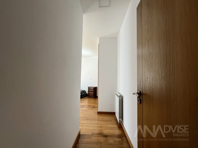 Apartamento T2 para Arrendamento em Viseu Foto 14