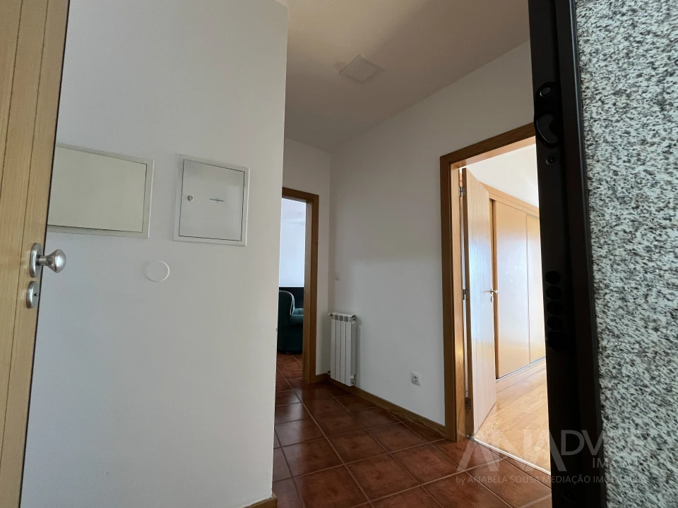Apartamento T2 para Arrendamento em Viseu Foto 8