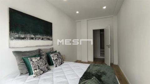 Apartamento T3 para Venda em Benfica