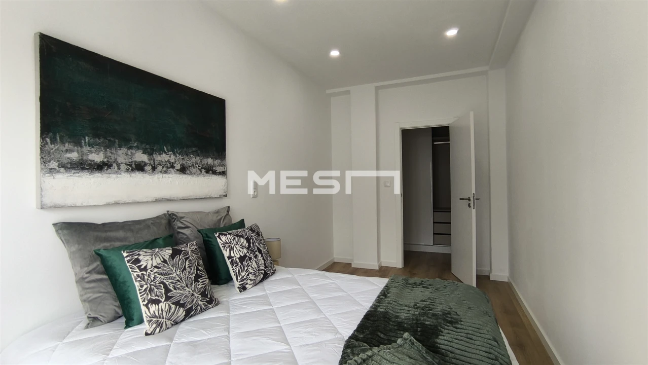 Apartamento T3 para Venda em Benfica Foto 5