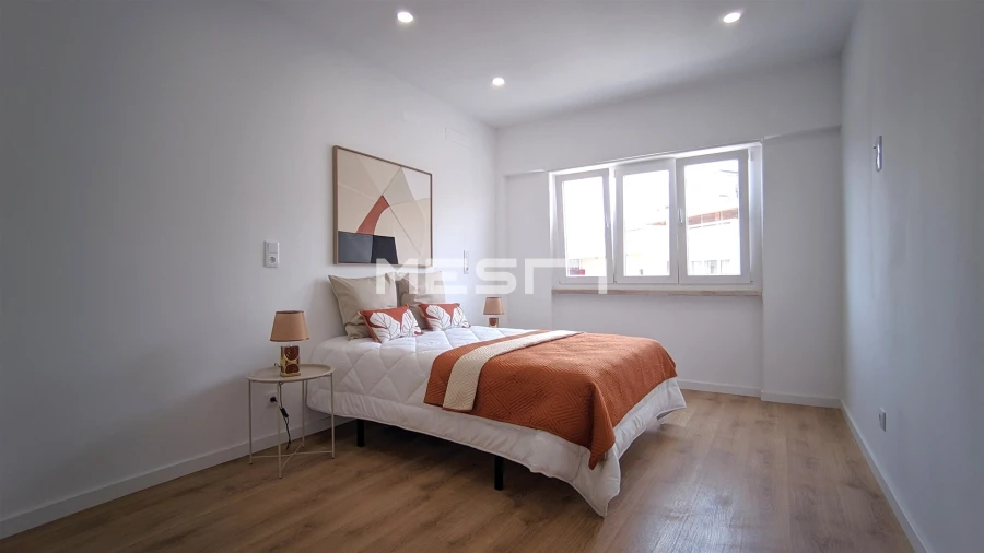 Apartamento T3 para Venda em Benfica Foto 11