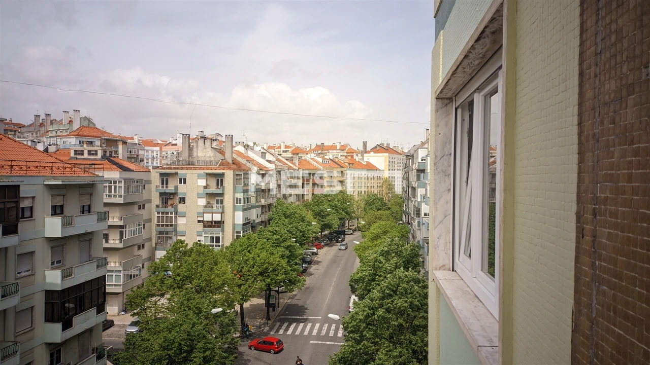 Apartamento T3 para Venda em Benfica Foto 16