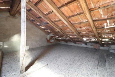 Moradia T3 para Venda em Vila Nova de Tazem