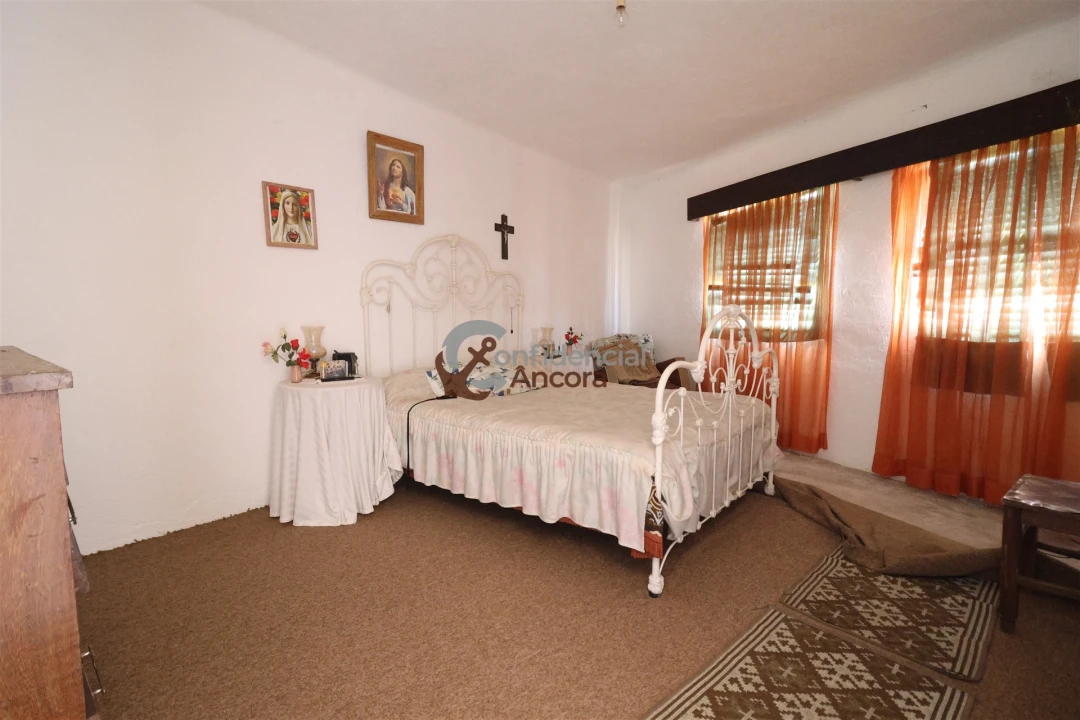 Moradia T3 para Venda em Vila Nova de Tazem Foto 12