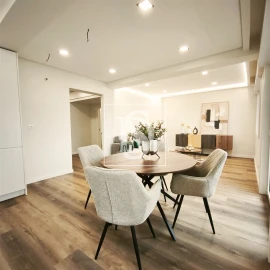 Apartamento T3 para Venda em Benfica