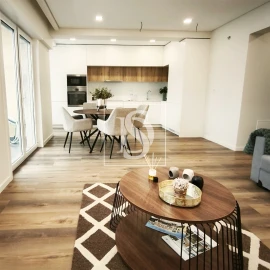 Apartamento T3 para Venda em Benfica