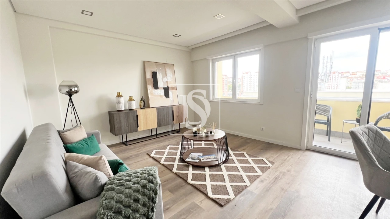 Apartamento T3 para Venda em Benfica Foto 3