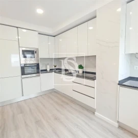 Apartamento T3 para Venda em Benfica