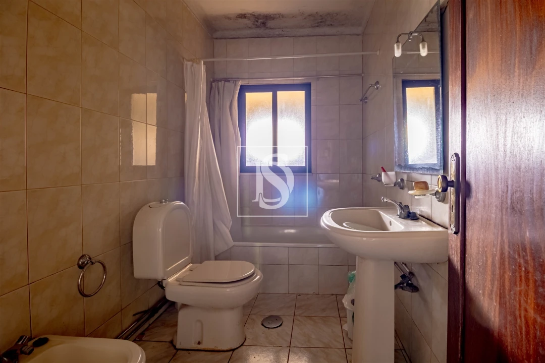 Moradia T1 para Venda em Vilar de Ferreiros Foto 12