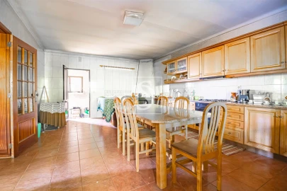 Moradia T1 para Venda em Vilar de Ferreiros