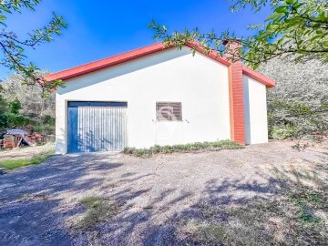 Moradia T1 para Venda em Vilar de Ferreiros