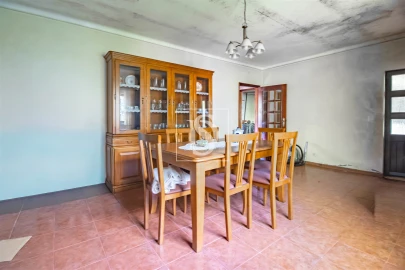 Moradia T1 para Venda em Vilar de Ferreiros