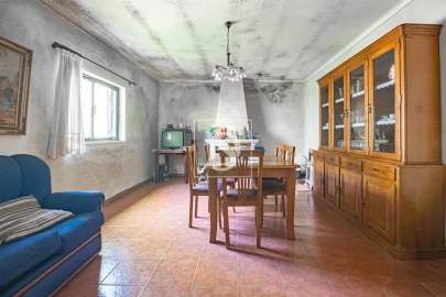 Moradia T1 para Venda em Vilar de Ferreiros