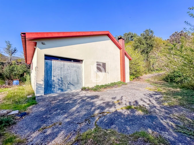 Moradia T1 para Venda em Vilar de Ferreiros Foto 5