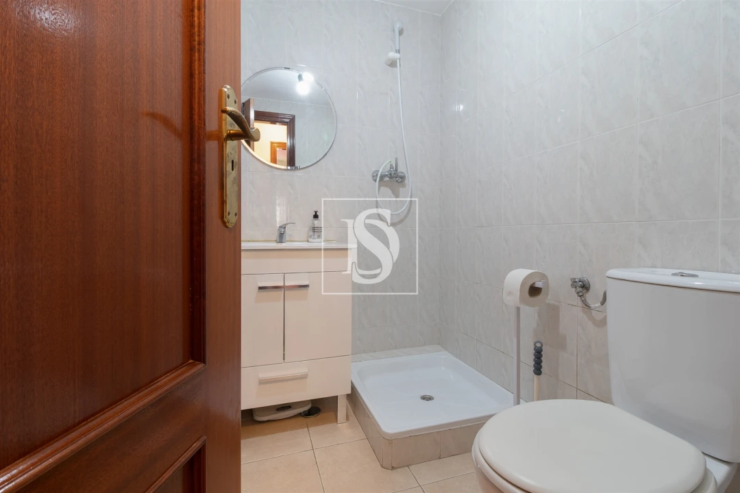 Apartamento T3 para Venda em Santo Antonio da Charneca Foto 9