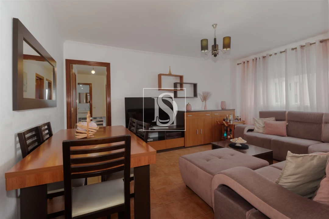 Apartamento T3 para Venda em Santo Antonio da Charneca Foto 2