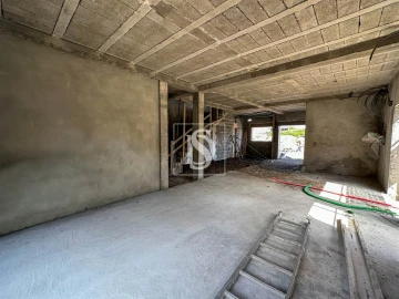 Moradia T3 para Venda em Pico da Pedra