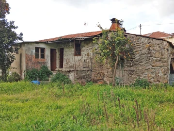 Moradia T4 para Venda em Jugueiros