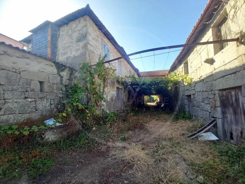 Moradia T5 para Venda em Vila Verde e Santão Foto 1