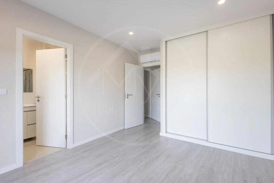 Apartamento T3 para Venda em Santa Cruz/Trindade e Sanjurge Foto 15