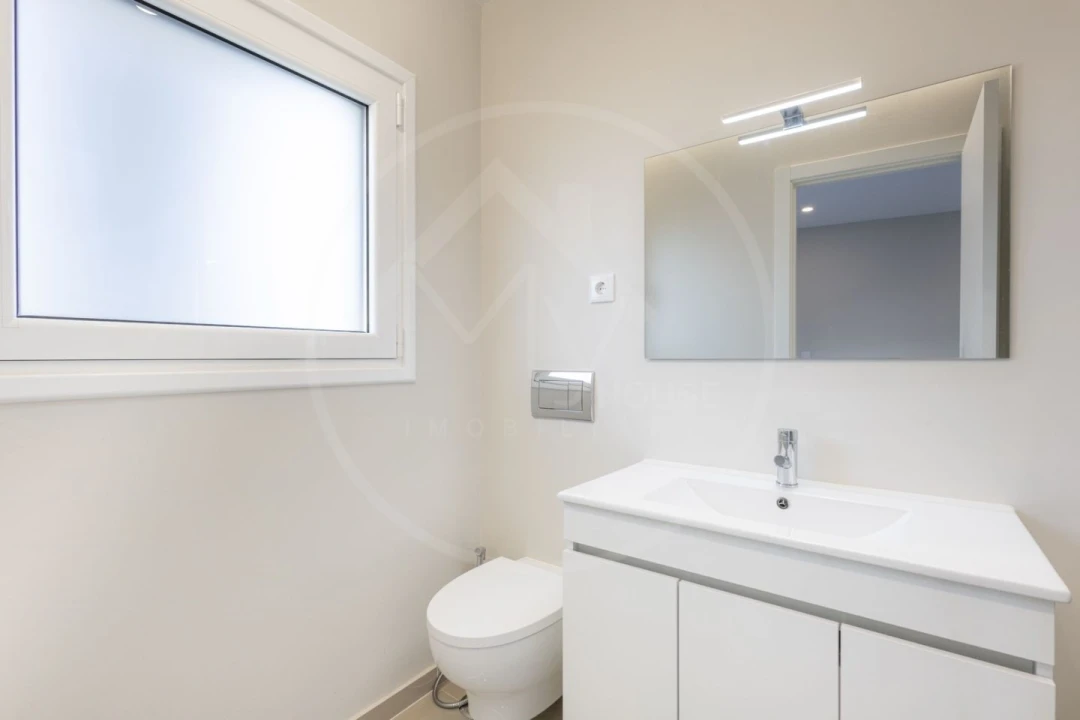 Apartamento T3 para Venda em Santa Cruz/Trindade e Sanjurge Foto 17