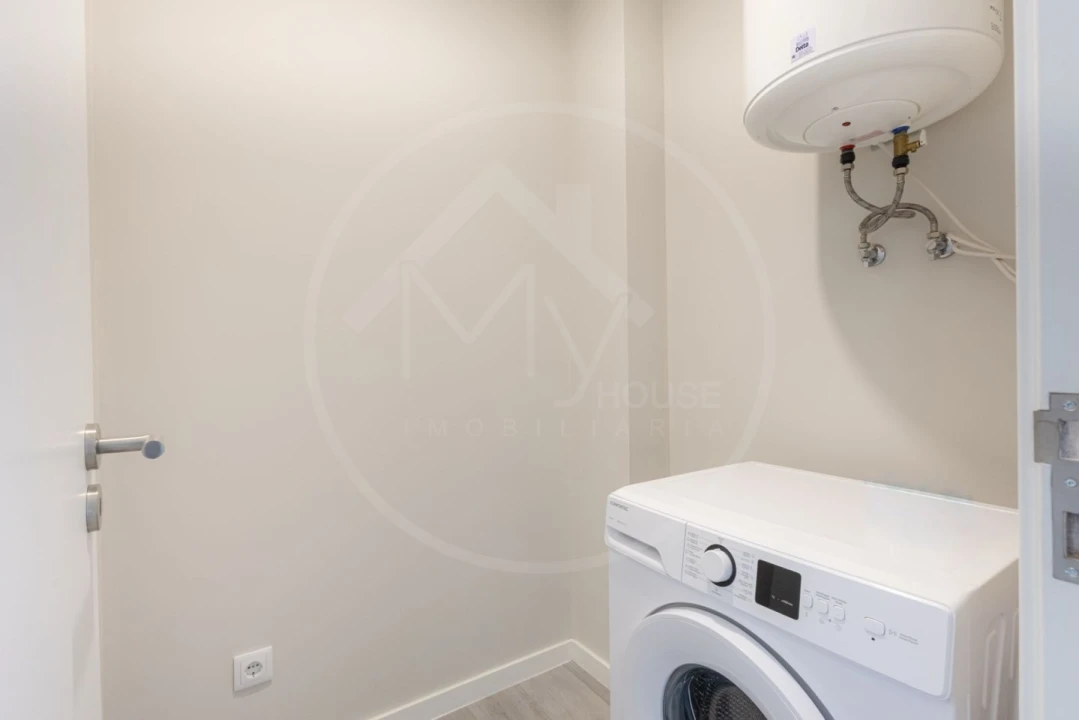 Apartamento T3 para Venda em Santa Cruz/Trindade e Sanjurge Foto 20