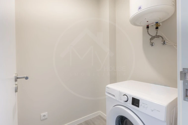 Apartamento T3 para Venda em Santa Cruz/Trindade e Sanjurge Foto 20