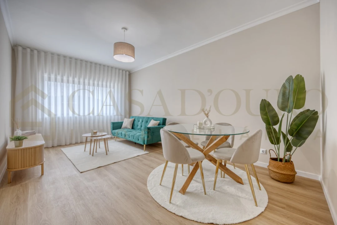 Apartamento para Venda em Campo e Sobrado Foto 1