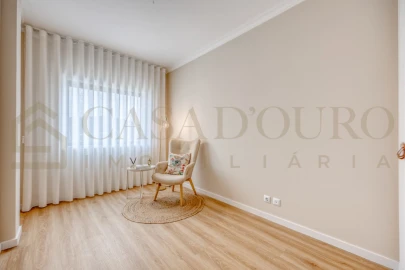 Apartamento para Venda em Campo e Sobrado