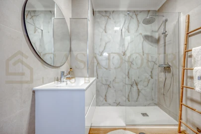 Apartamento para Venda em Campo e Sobrado